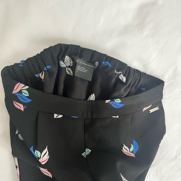 Armani Exchange floral pants - Picture 2 of 2